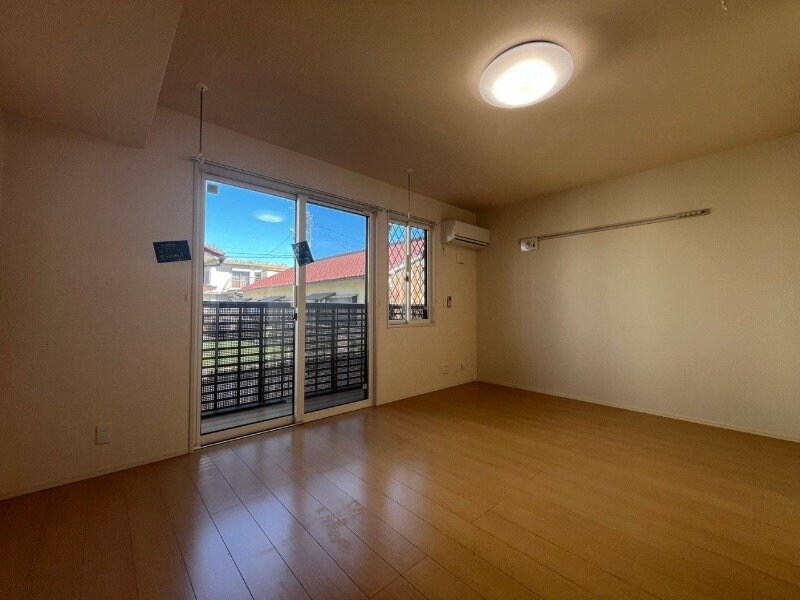 物件内観写真5　(同型参考写真)