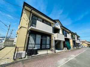 ロイヤルタウン　Ａ棟外観写真