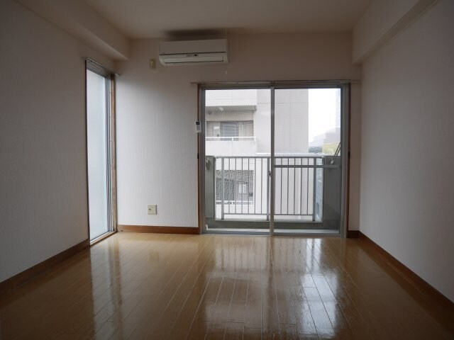 物件内観写真7　(※同棟別部屋の写真です)