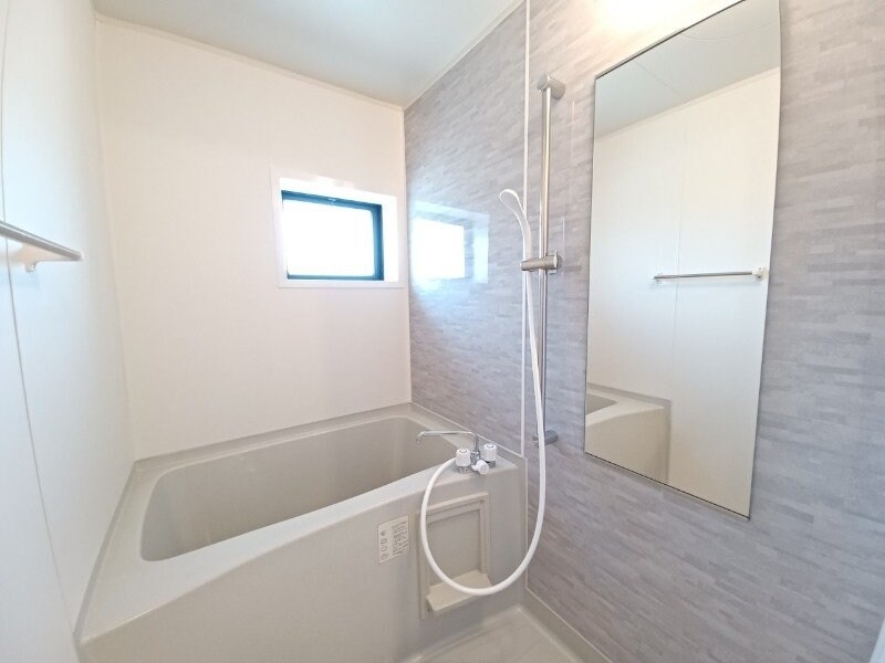 物件内観写真8　(同タイプの部屋写真です)