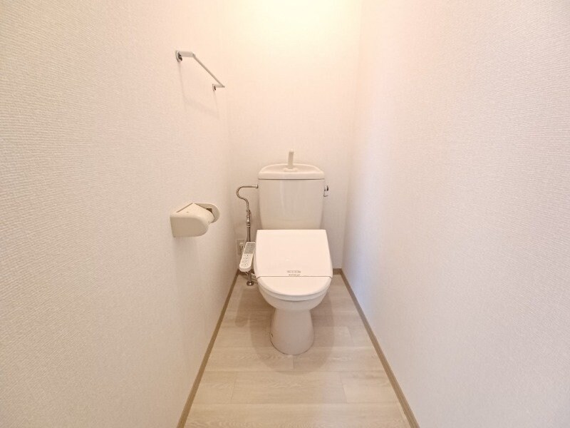 物件内観写真9　(同タイプの部屋写真です)