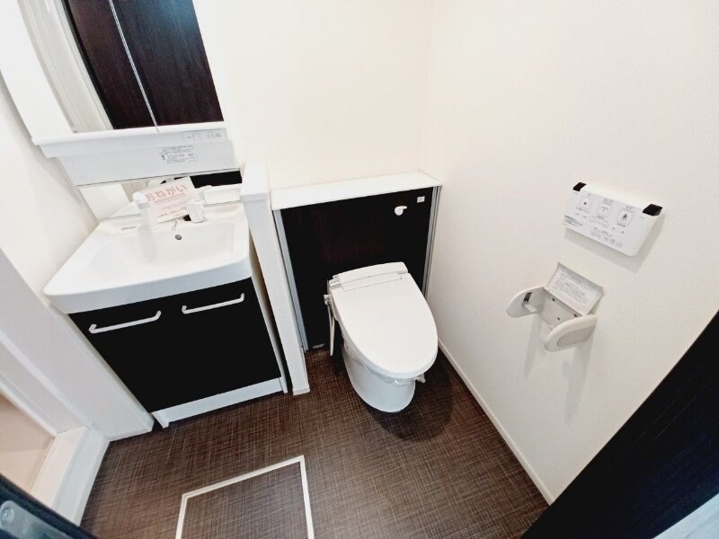 物件内観写真12　(同型参考写真)