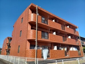 ハイマンション日永西　A棟外観写真