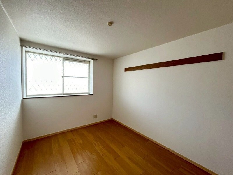 物件内観写真8　(同物件別部屋写真)