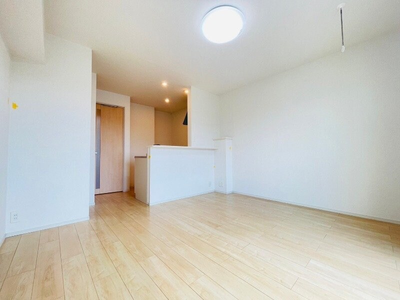 物件内観写真18　(別部屋同型反転タイプ写真です。)