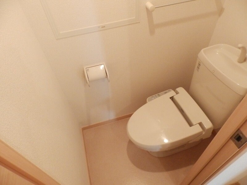 物件内観写真10　(同物件反転タイプの画像です)