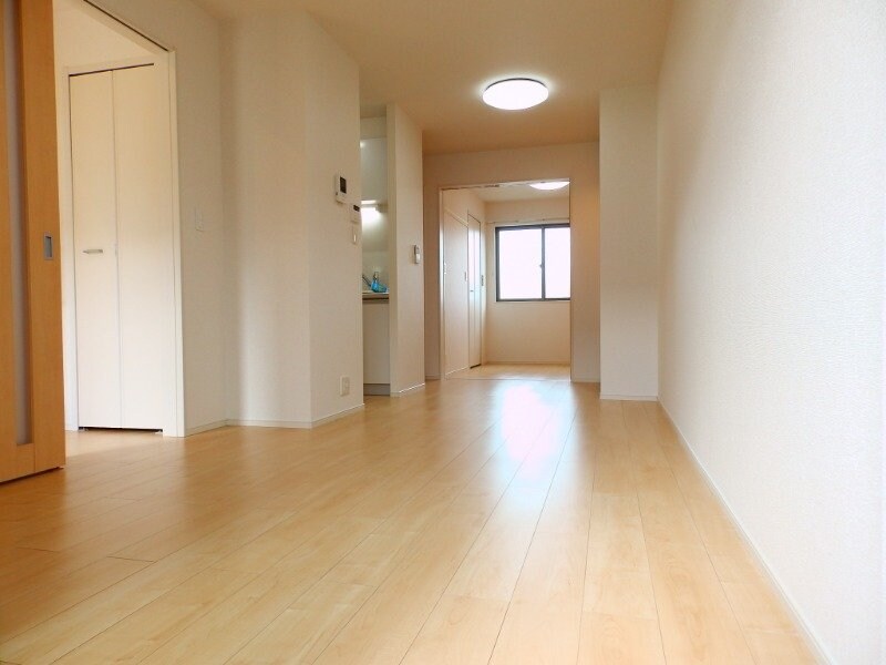 物件内観写真4　(同型参考写真です。)