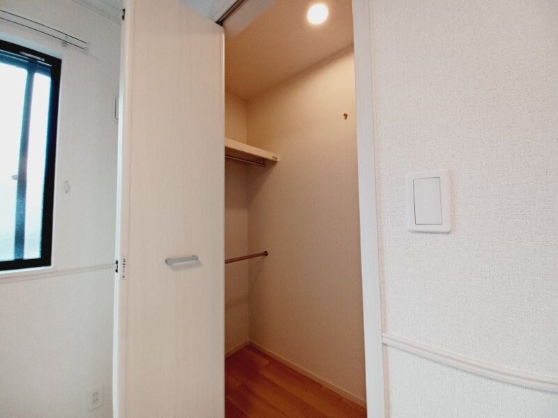 物件内観写真10　(同型参考写真)