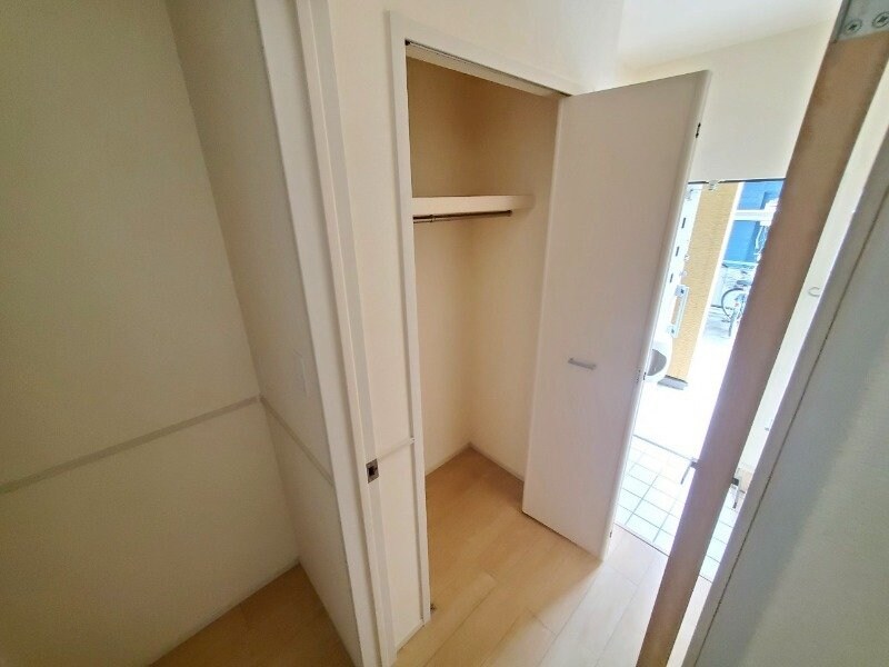 物件内観写真21　(同物件別室反転タイプ)