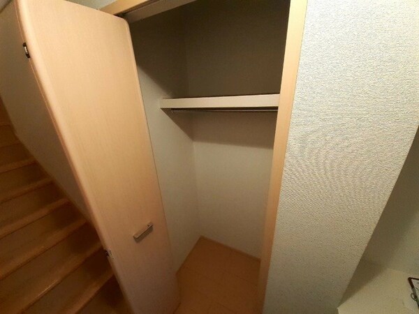 収納(同物件反転タイプの画像です)