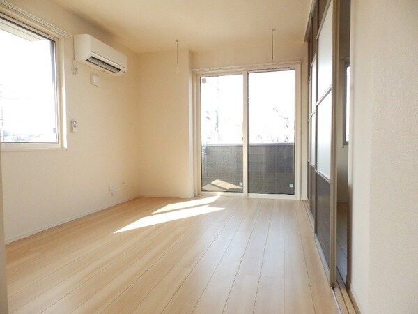 居室・リビング(同物件別部屋参考写真です。)
