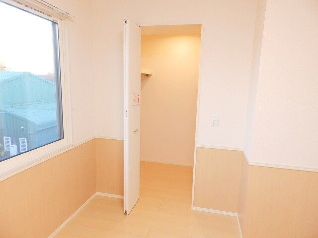 物件内観写真10　(同型参考写真)