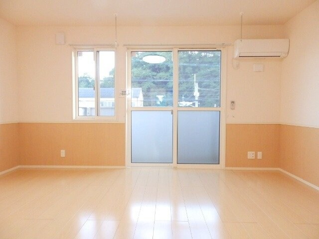 物件内観写真18　(同型参考写真)