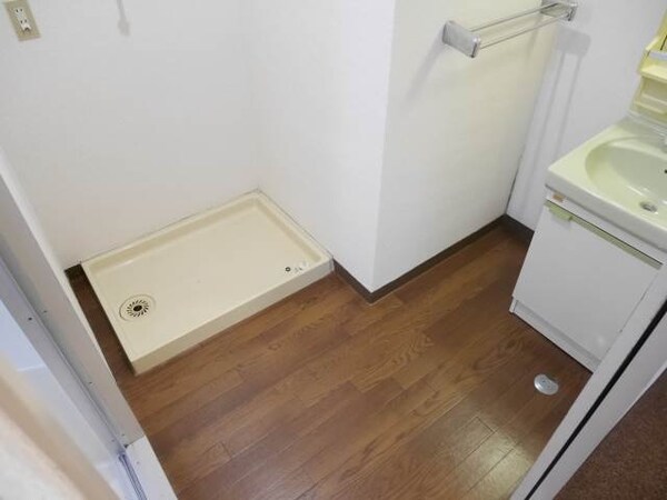 洗面所(洗面所同一物件別部屋)