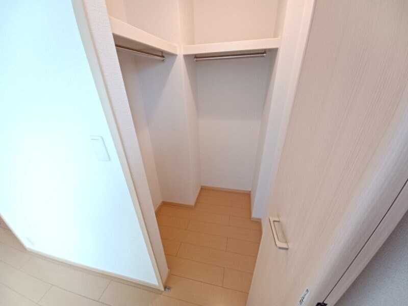 物件内観写真15　(同型反転タイプ)