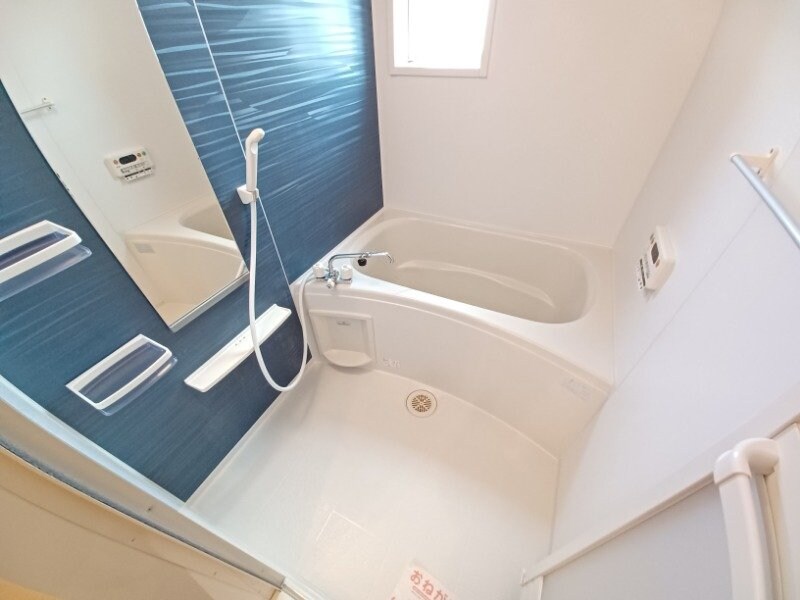 物件内観写真18　(同型反転タイプ)