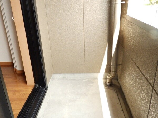 バルコニー(同建物の別部屋写真です)