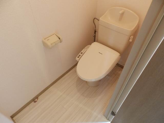 物件内観写真9　(同物件別室の画像です)