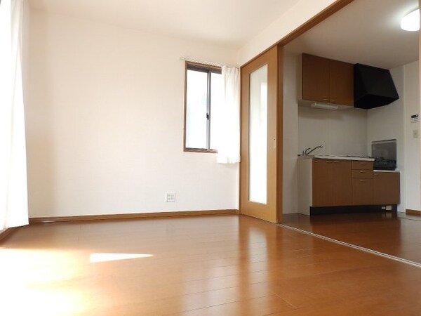居室・リビング(同タイプの部屋写真です)