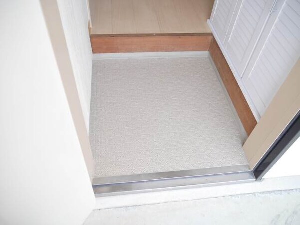 玄関(玄関別部屋の写真です)