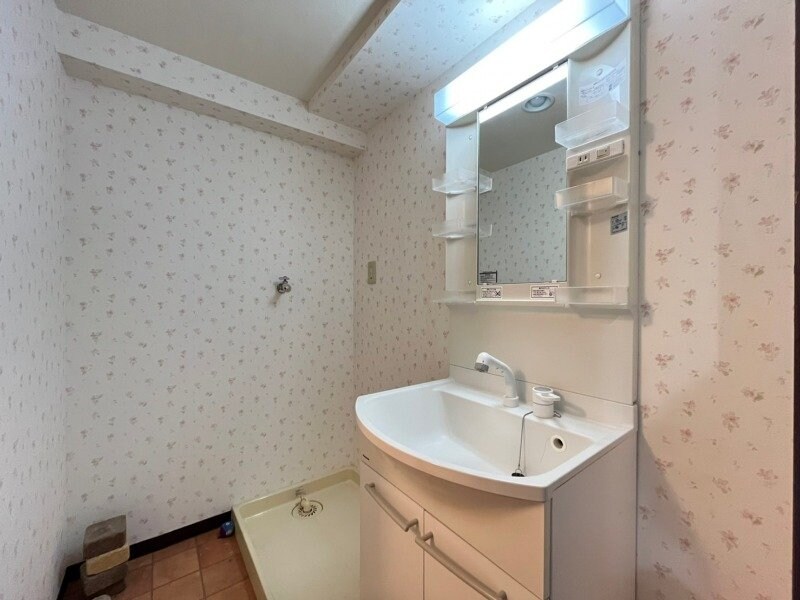 物件内観写真4　(同物件別部屋の物です。)