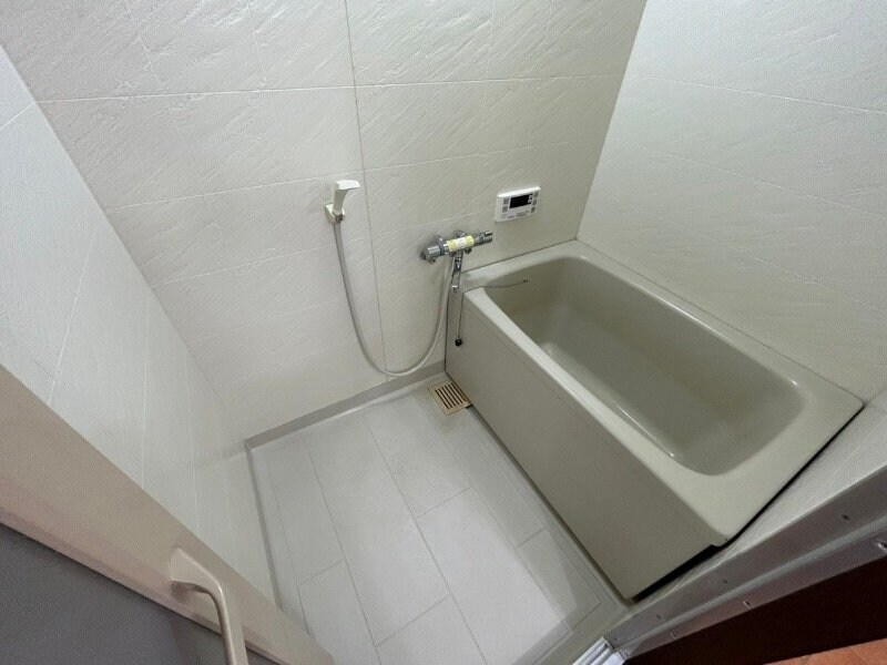 物件内観写真9　(同物件別部屋の物です。)