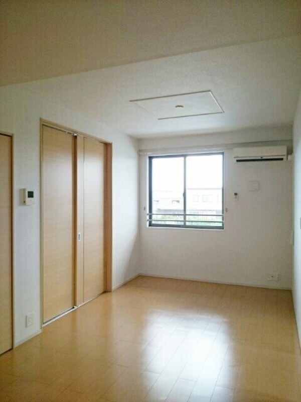 居室・リビング(同タイプ部屋写真です。)