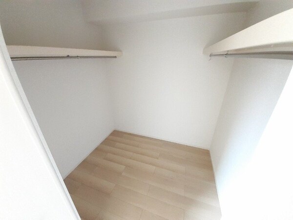 収納(同一タイプ部屋写真)
