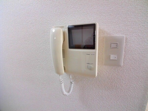 セキュリティ(同型反転写真です。)
