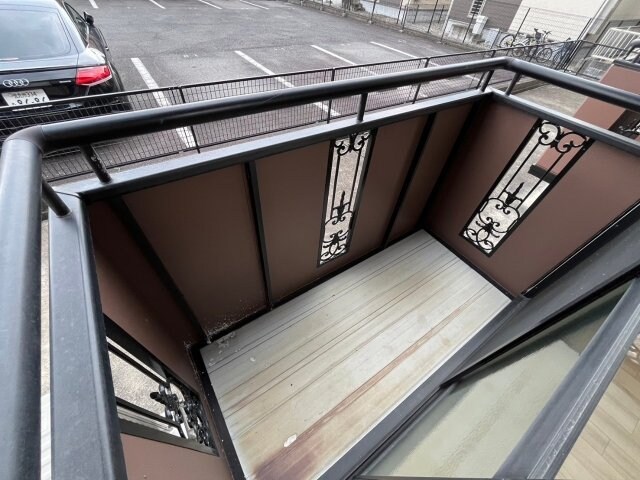 物件内観写真5　(別部屋同型写真です。)