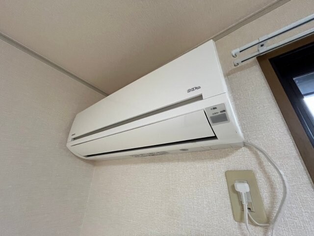 物件内観写真7　(別部屋同型写真です。)
