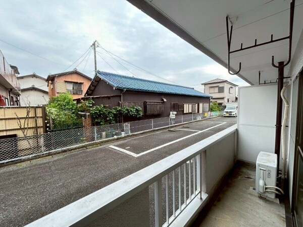バルコニー(同型参考写真)
