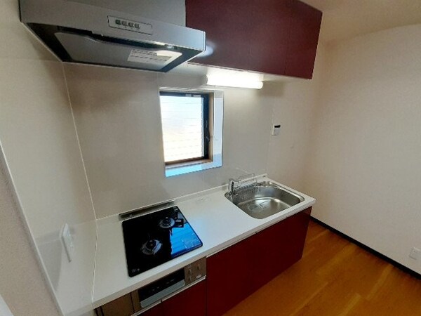 キッチン(同じ物件、別部屋の写真です)