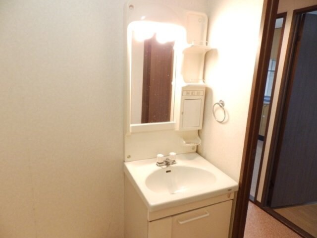 物件内観写真16　(同物件別室のものです)