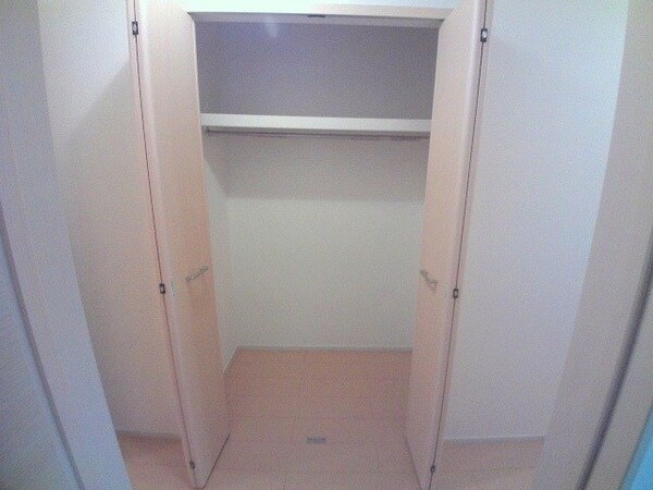 収納(同型タイプのものです)