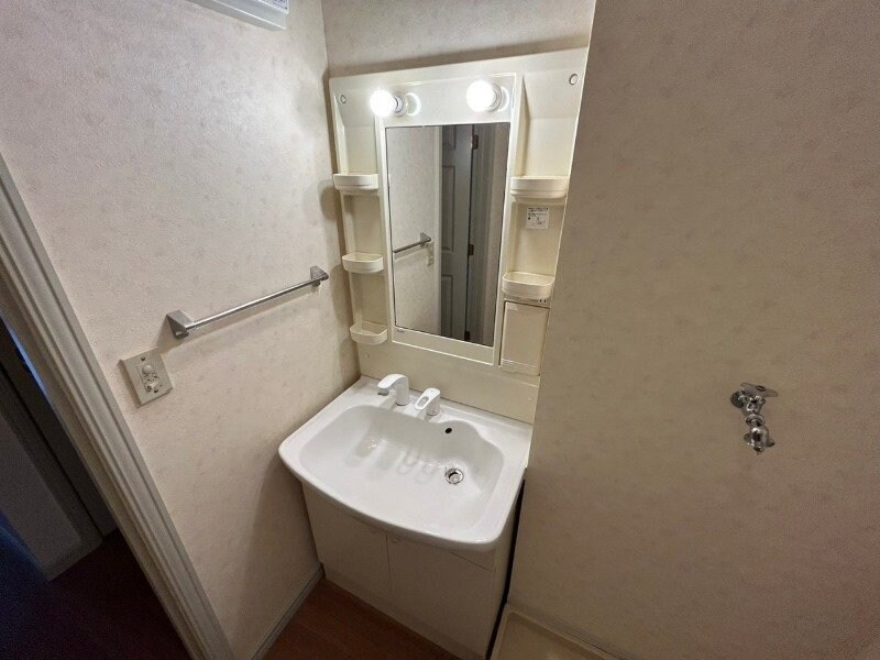 物件内観写真11　(同物件別室写真)