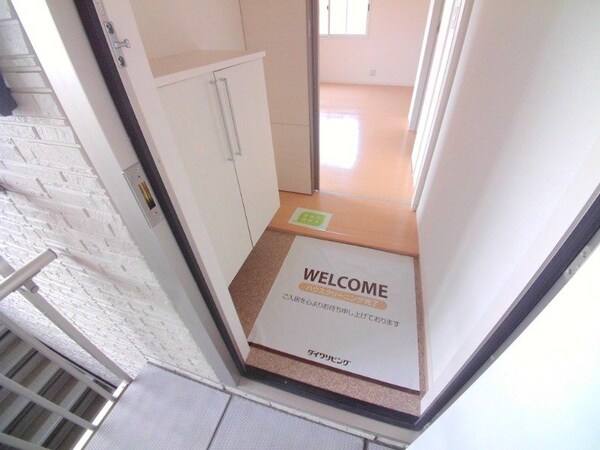 玄関(別部屋同型タイプ)
