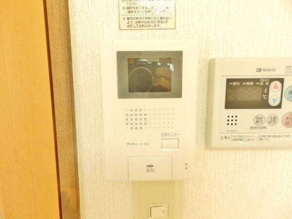 セキュリティ(同物件別部屋写真)