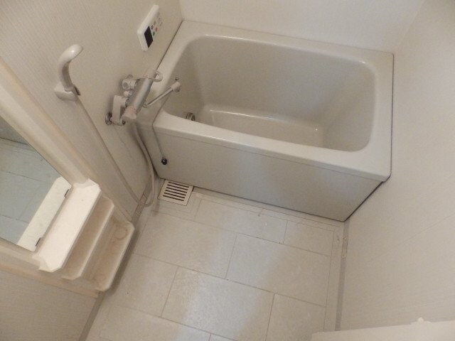 物件内観写真9　(バス別部屋同タイプ)