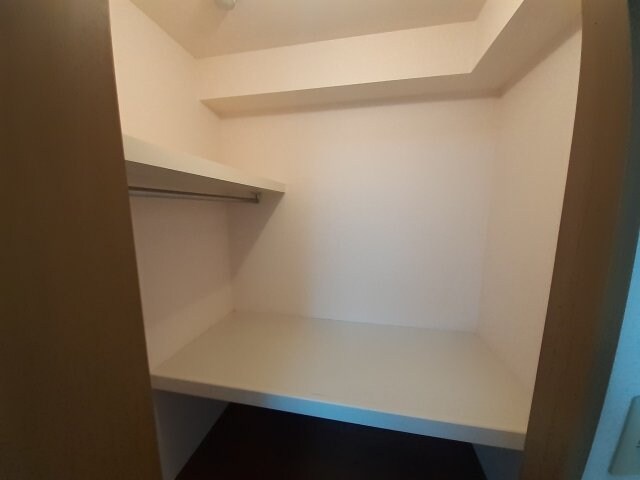 物件内観写真17　(同タイプの部屋写真です。)