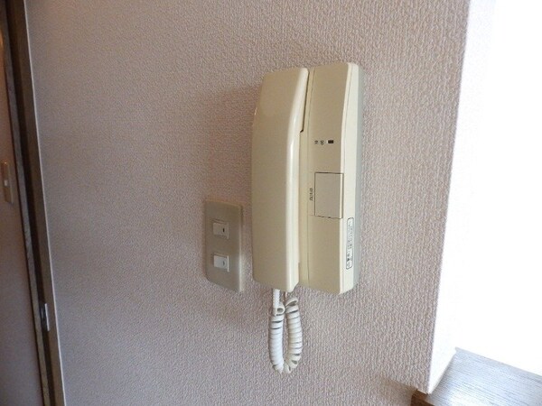 セキュリティ(同建物の別部屋写真です)