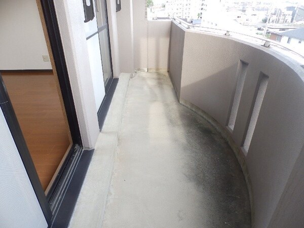 バルコニー(同建物の別部屋写真です)