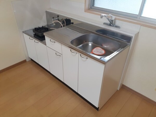 キッチン(別部屋画像参考)