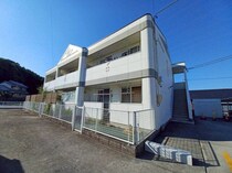 ピュアハイム B棟の外観写真