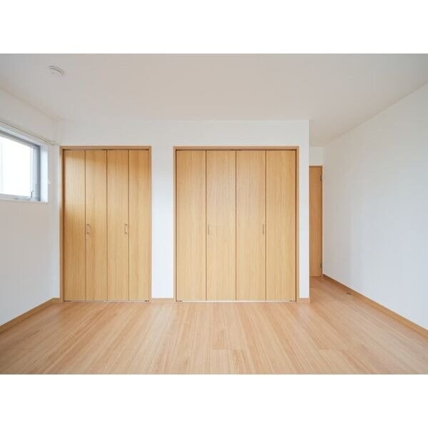 物件内観写真10　(同型別部屋写真)