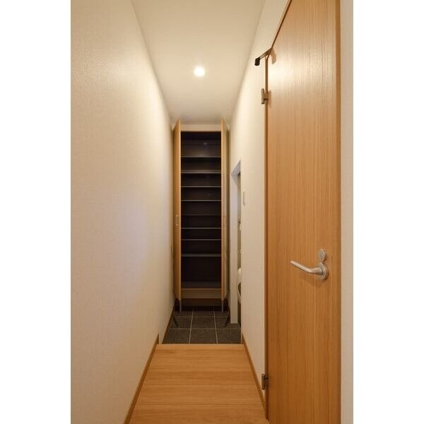 物件内観写真11　(同型別部屋写真)