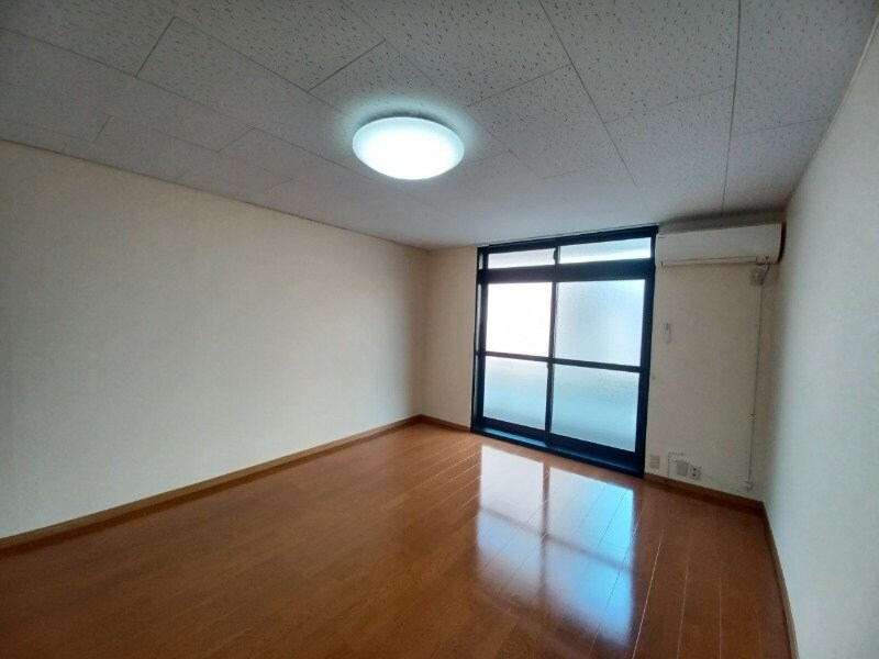 物件内観写真10　(同物件別室の画像です)