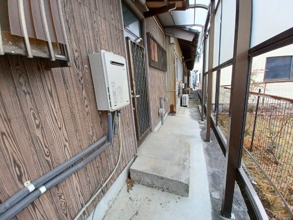 その他部屋・スペース(勝手口)