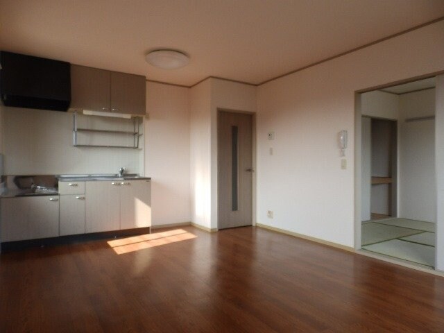 物件内観写真11　(別部屋写真です)