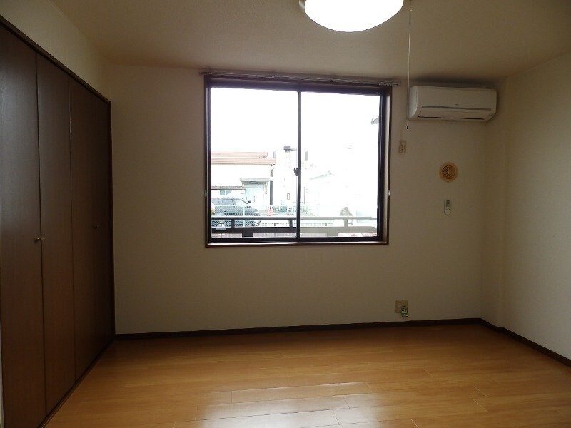 物件内観写真7　(同型部屋写真です。)